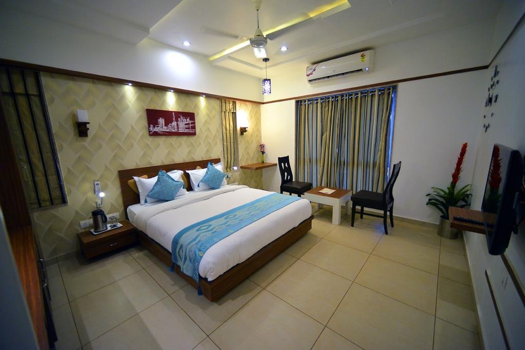 The Grand Imperial Hotel Morbi 客房 照片